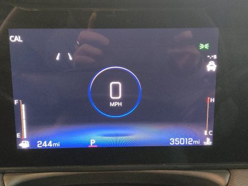 Used 2024 Chevrolet TrailBlazer LS image 23