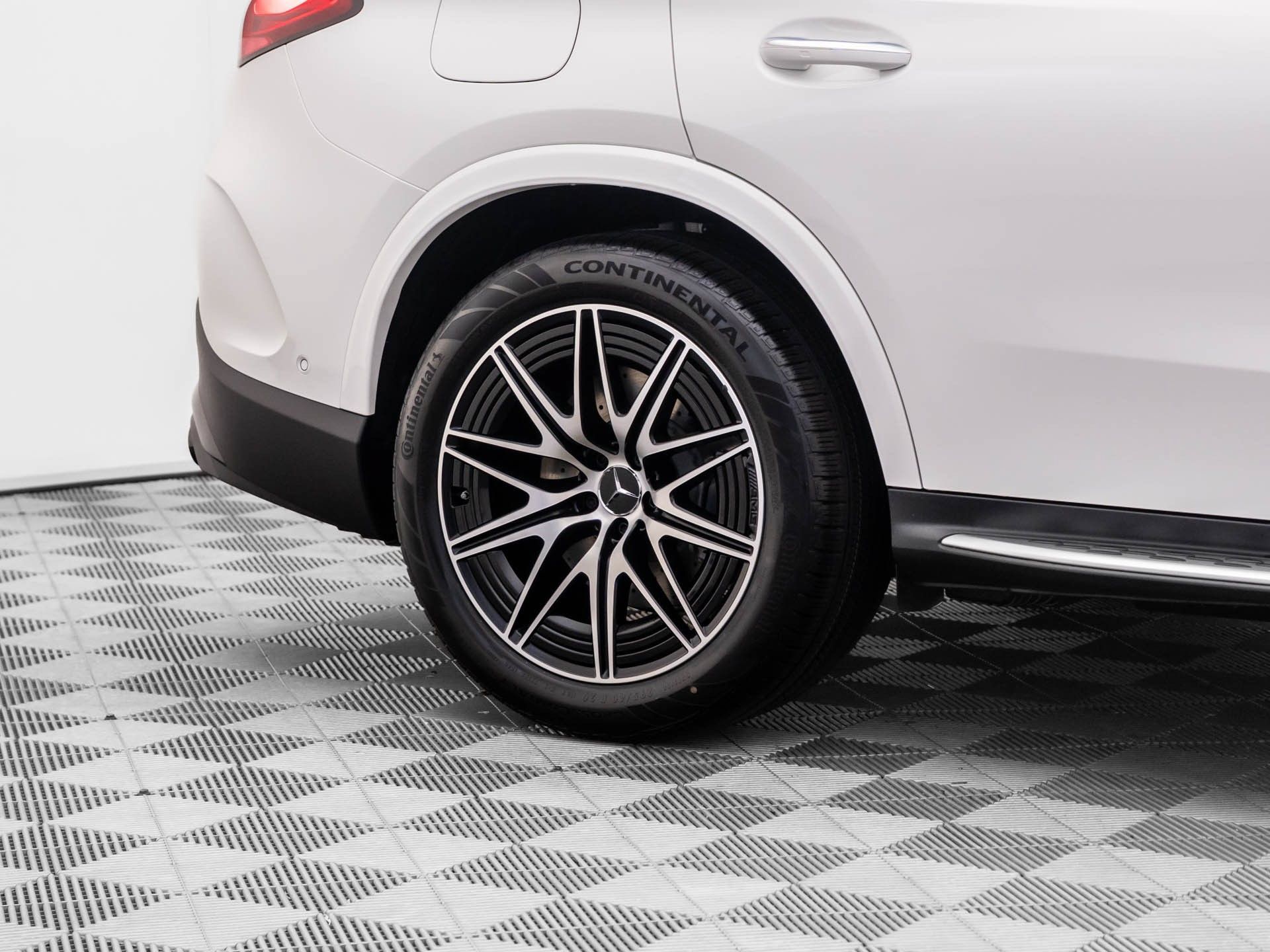 New 2026 Mercedes-Benz GLC 43 AMG 4MATIC image 35