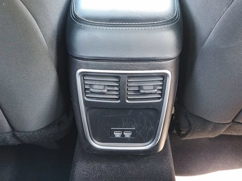 Used 2023 Dodge Charger SXT RWD image 22