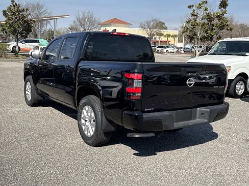 Used 2022 Nissan Frontier SV image 6