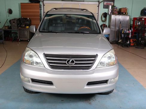 Used 2003 Lexus GX 470 image 10