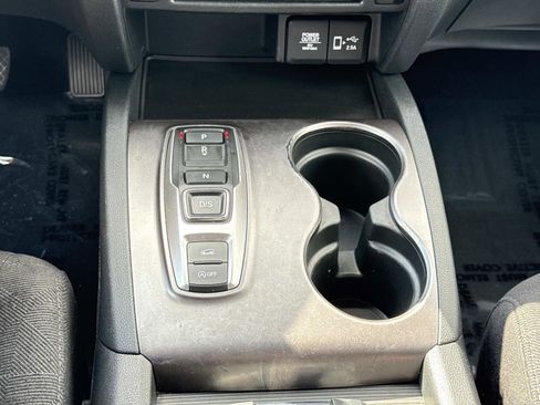 Used 2022 Honda Pilot Sport image 6