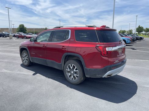 Used 2022 GMC Acadia SLE w/ Driver Convenience Package AWD/4WD image 3