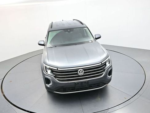 Used 2024 Volkswagen Atlas SE AWD/4WD image 22