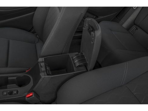 Used 2025 Toyota Corolla LE FWD image 12