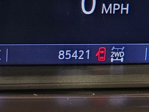 Used 2019 GMC Sierra 1500 SLE w/ SLE Value Package image 28