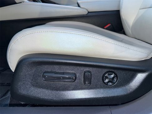 Used 2019 Honda Accord EX-L image 10