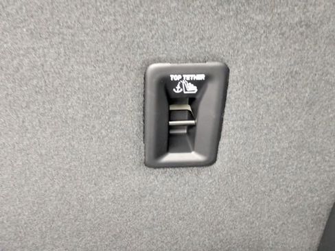 New 2026 Chevrolet Equinox ACTIV w/ Convenience Package III image 30