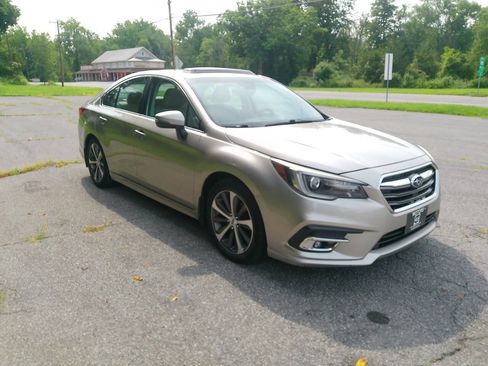 Used 2018 Subaru Legacy 2.5i Limited AWD/4WD image 4