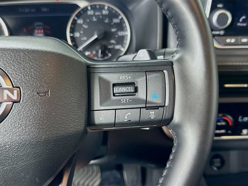 Used 2025 Nissan Rogue SV AWD/4WD image 22
