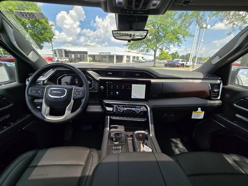 New 2026 GMC Sierra 1500 Denali image 2