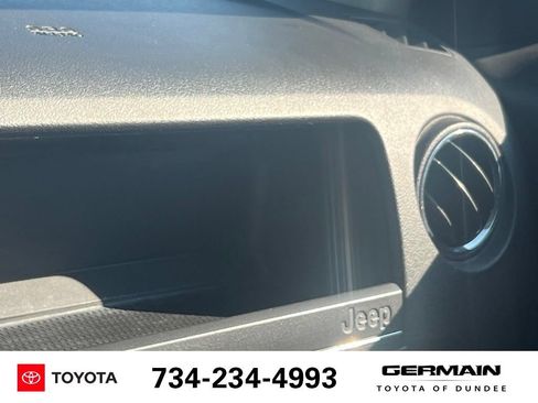 Used 2017 Jeep Patriot Sport w/ Power Value Group FWD image 27