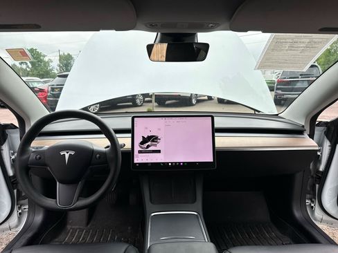 Used 2022 Tesla Model 3 Long Range AWD/4WD image 19