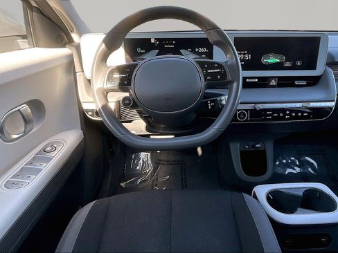 Used 2022 Hyundai Ioniq 5 SE image 8