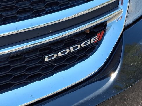 Used 2019 Dodge Journey SE FWD image 17