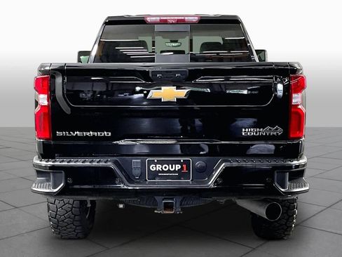 Used 2023 Chevrolet Silverado 2500 High Country w/ Z71 Off-Road Package AWD/4WD image 5