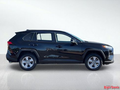 Certified 2025 Toyota RAV4 XLE AWD/4WD image 7