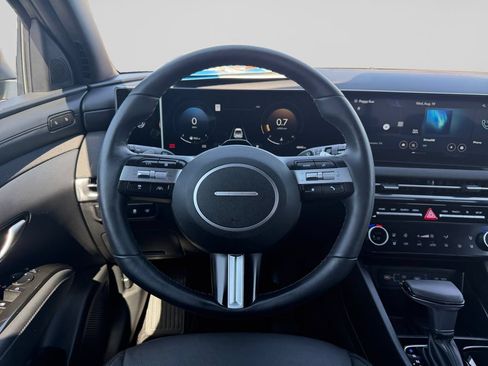 Used 2025 Hyundai Santa Cruz Limited AWD/4WD image 11