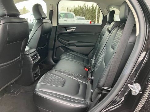 Used 2024 Ford Edge Titanium AWD/4WD image 19