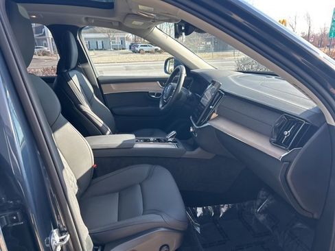 Certified 2025 Volvo XC90 B6 Plus image 15