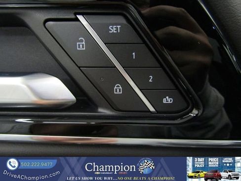 Used 2025 GMC Yukon Elevation w/ LPO, Yukon Black Package image 26