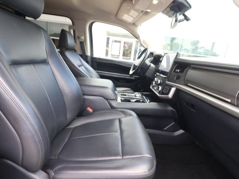 Used 2024 Ford Expedition Max XLT RWD image 15