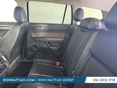 Used 2022 Volkswagen Atlas SE w/ Panoramic Sunroof Package image 7