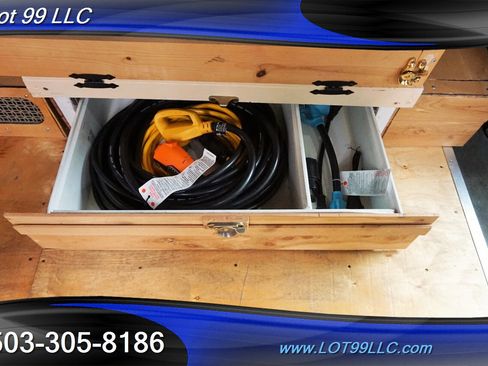 Used 2012 Ford E-350 and Econoline 350 XLT image 22