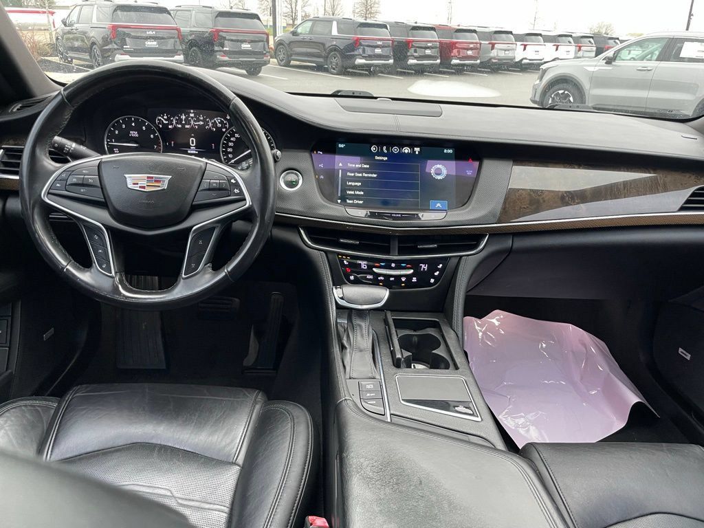 Used 2018 Cadillac CT6 Luxury w/ Active Chassis Package AWD/4WD image 23