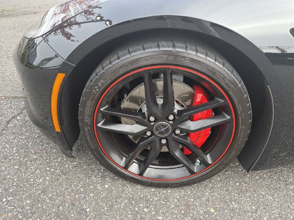Certified 2015 Chevrolet Corvette Stingray Coupe RWD image 30
