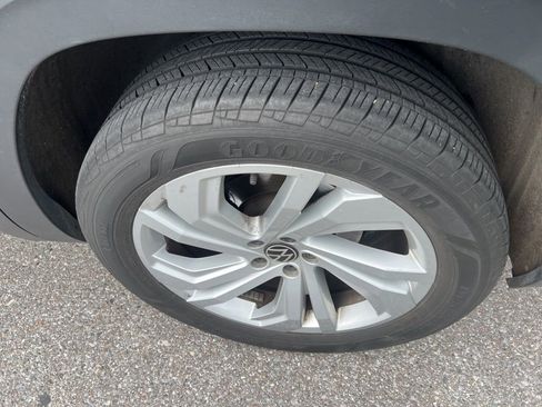 Used 2023 Volkswagen Atlas SE image 20