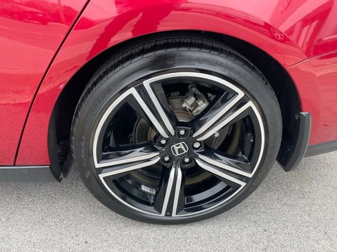 Used 2024 Honda Accord Sport image 32