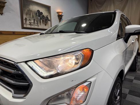 Used 2019 Ford EcoSport Titanium FWD image 8