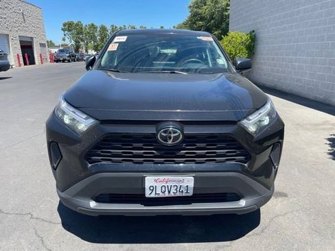 Used 2024 Toyota RAV4 LE AWD/4WD image 2