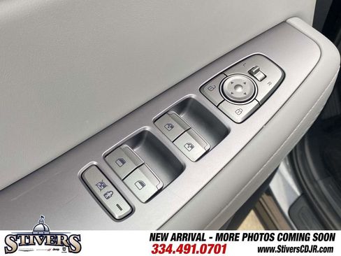 Used 2024 Hyundai Palisade SEL w/ Premium Package FWD image 20