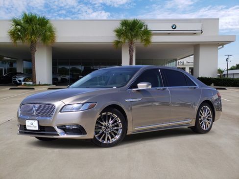 Used 2020 Lincoln Continental w/ Premium Package FWD image 1