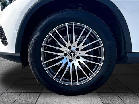 Certified 2026 Mercedes-Benz GLC 300 4MATIC image 37