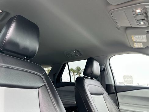 Certified 2023 Ford Explorer XLT w/ Equipment Group 202A RWD image 17