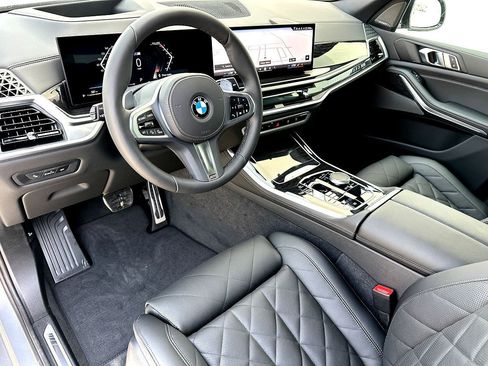 New 2026 BMW X5 xDrive40i w/ M Sport Package image 11