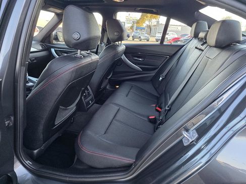 Used 2018 BMW 330i xDrive Sedan w/ Premium Package image 13