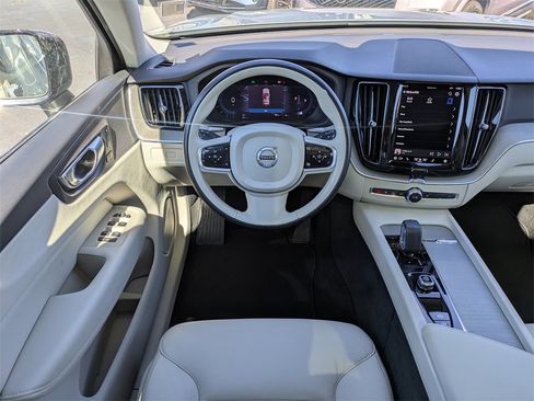 Certified 2023 Volvo XC60 B5 Plus image 18