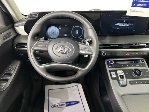 Used 2025 Hyundai Palisade SEL image 11