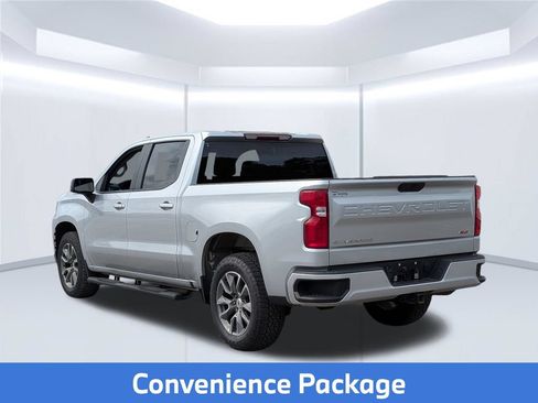 Used 2021 Chevrolet Silverado 1500 RST RWD image 3
