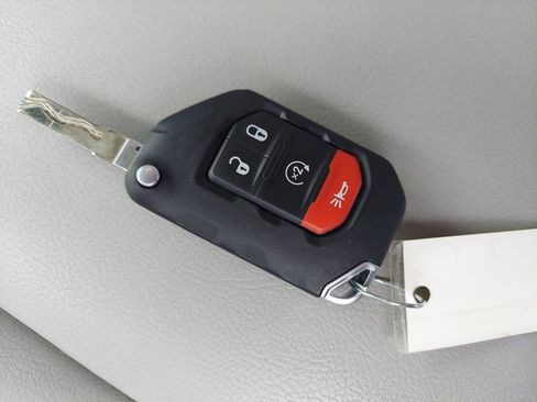 Used 2021 Jeep Gladiator Mojave image 33