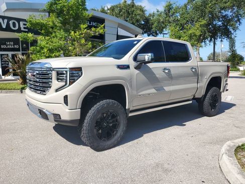 New 2026 GMC Sierra 1500 Denali AWD/4WD image 2