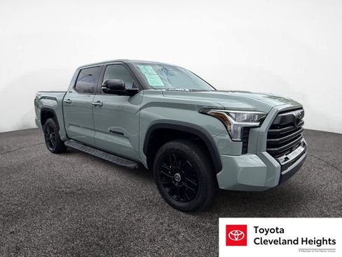 Used 2024 Toyota Tundra Limited AWD/4WD image 3