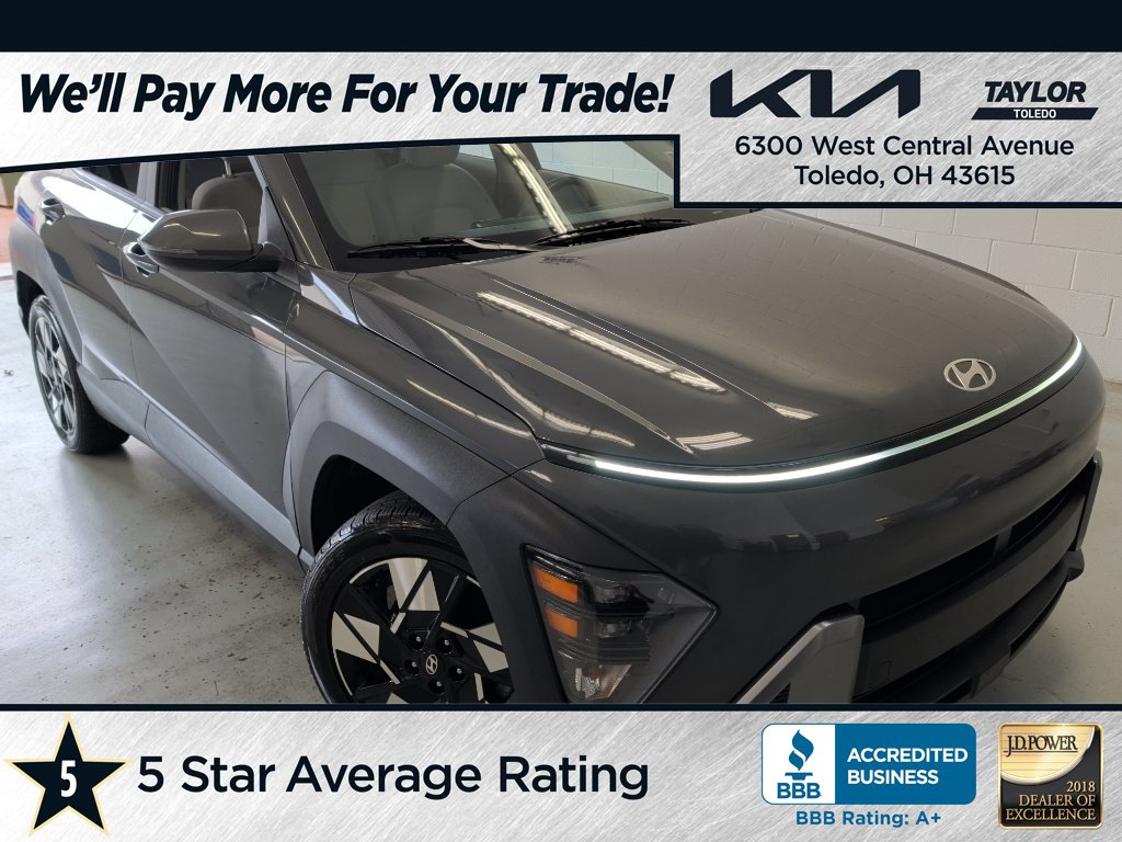 Used 2025 Hyundai Kona SEL FWD image 1