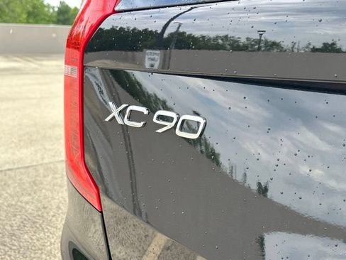 Certified 2023 Volvo XC90 B5 Plus w/ Protection Package Premier AWD/4WD image 39
