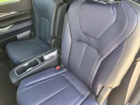 New 2026 INFINITI QX60 Sport image 13