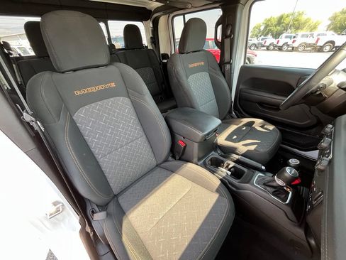 Used 2026 Jeep Gladiator Mojave AWD/4WD image 20